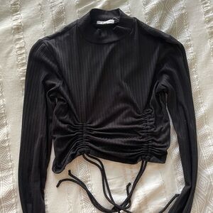 Medium Crop Long Sleeve